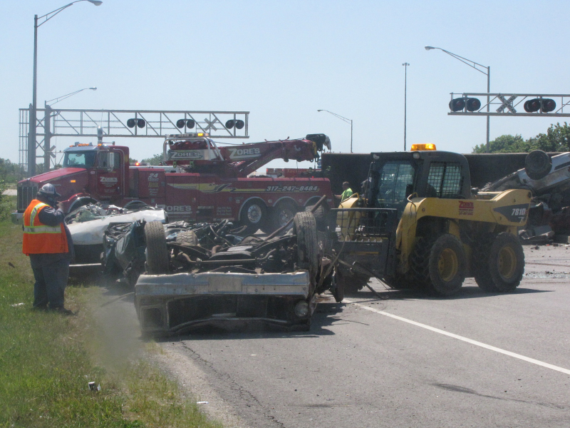 Illustration for article titled How did no one die in this horrific crash?